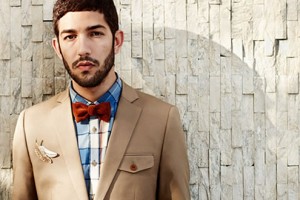 Men’s Khaki Suits: A Spring/Summer Option