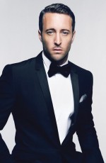  Alex O'Loughlin
